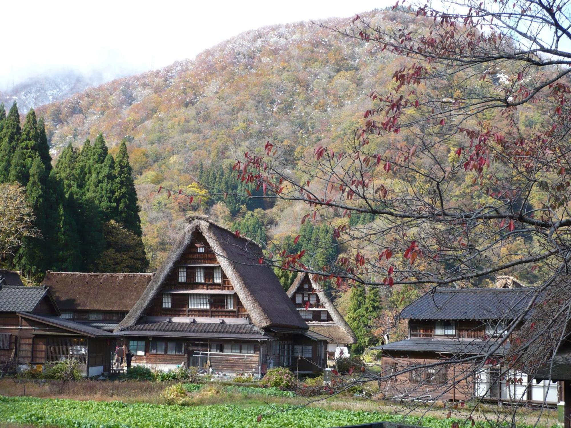 Gokayama Onsen Akaokan Nanto Екстер'єр фото