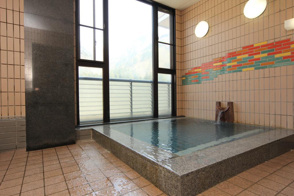 Gokayama Onsen Akaokan Nanto Екстер'єр фото