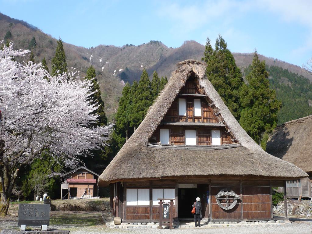 Gokayama Onsen Akaokan Nanto Екстер'єр фото