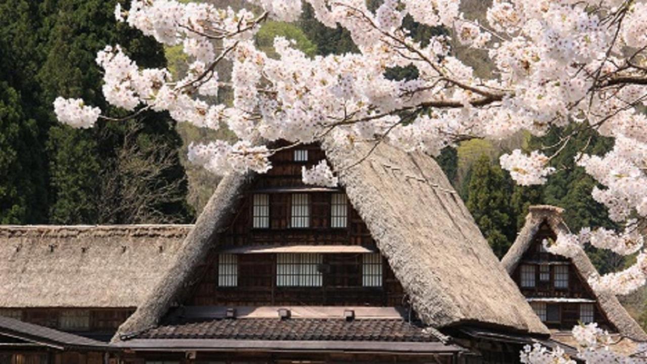 Gokayama Onsen Akaokan Nanto Екстер'єр фото